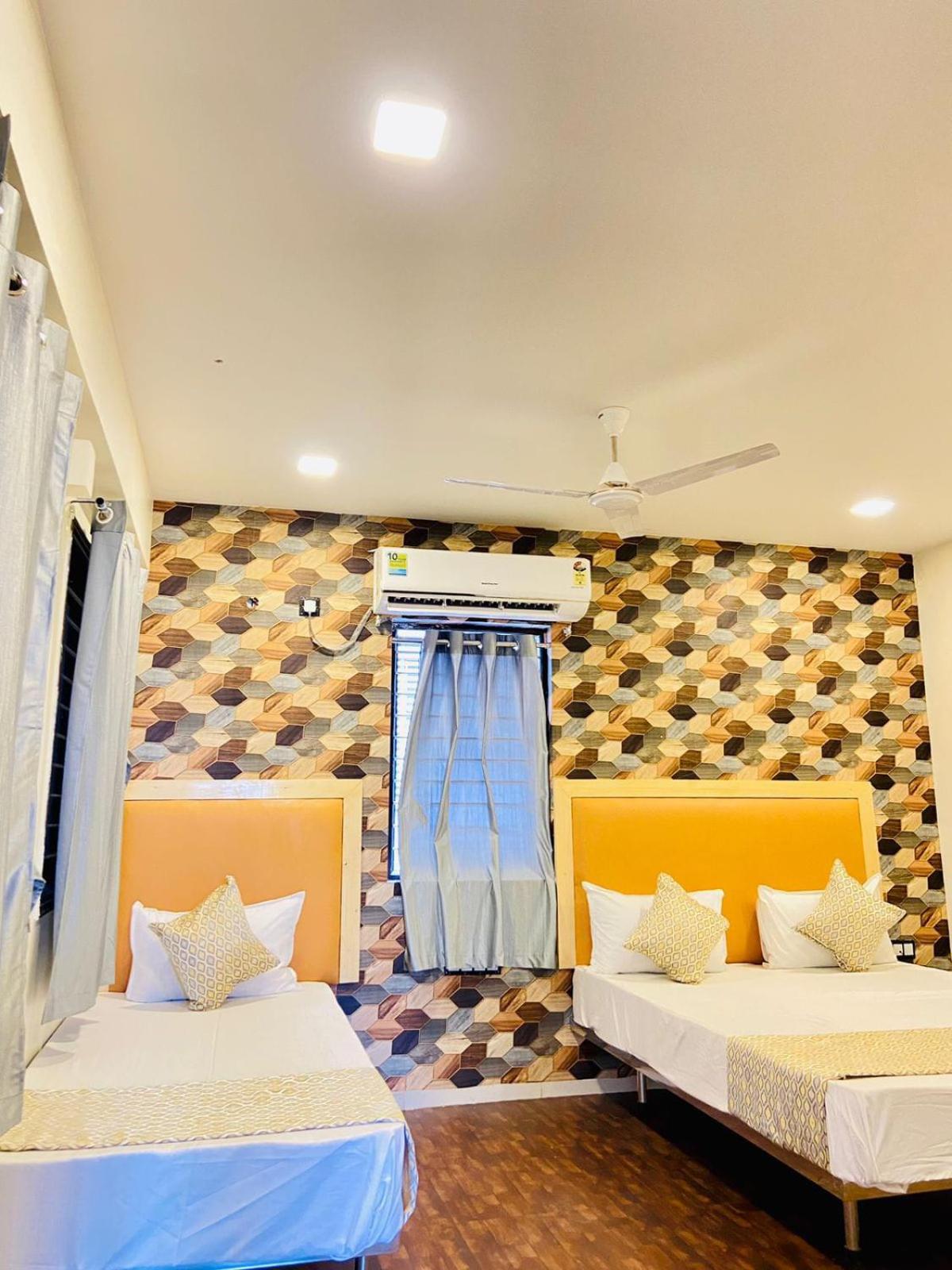 Hotel Alexa By Abc Ahmedabad Exteriör bild