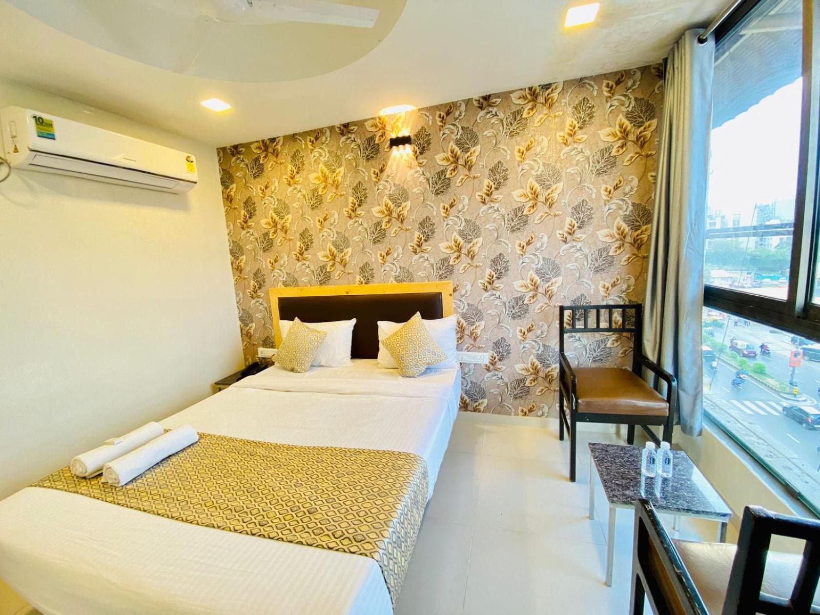 Hotel Alexa By Abc Ahmedabad Exteriör bild